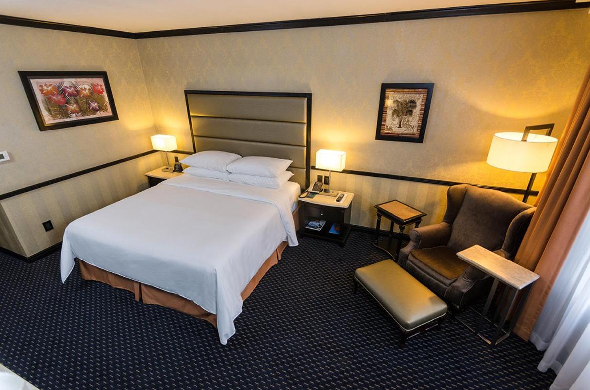 Hilton Princess Сан-Педро-Сула Экстерьер фото